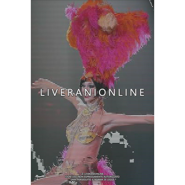 1ma PUNTATA DI \' CHIAMBRETTI NIGHT - SOLO PER NUMERI UNO\' NELLA FOTO: LOLA MOGALLE ( ballerina del Moulin Rouge) © ANTONIO SORANO - AG. ALDO LIVERANI SAS