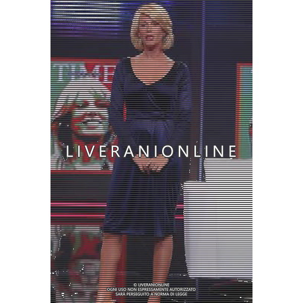 1ma PUNTATA DI \' CHIAMBRETTI NIGHT - SOLO PER NUMERI UNO\' NELLA FOTO: ALESSIA MARCUZZI © ANTONIO SORANO - AG. ALDO LIVERANI SAS