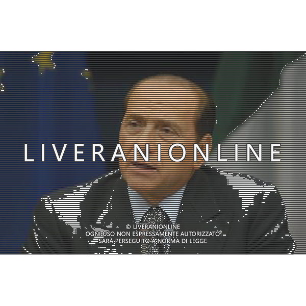 SILVIO BERLUSCONI Summit intergovernativo per la costituzione europea presso il consiglio Europeo foto mauro bottaro/ag aldo liverani BRUXELLES 11/12/03