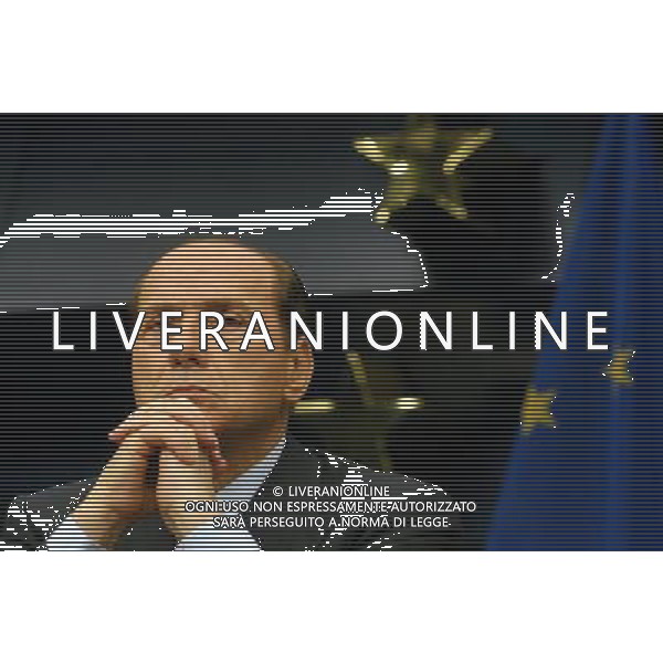 SILVIO BERLUSCONI Summit intergovernativo per la costituzione europea presso il consiglio Europeo foto mauro bottaro/ag aldo liverani BRUXELLES 11/12/03