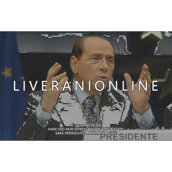 SILVIO BERLUSCONI Summit intergovernativo per la costituzione europea presso il consiglio Europeo foto mauro bottaro/ag aldo liverani BRUXELLES 11/12/03