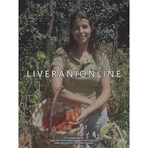 TRASMISSIONE TV: \' MELAVERDE\' nella foto: Elisa Bagordo Ag. Aldo Liverani sas