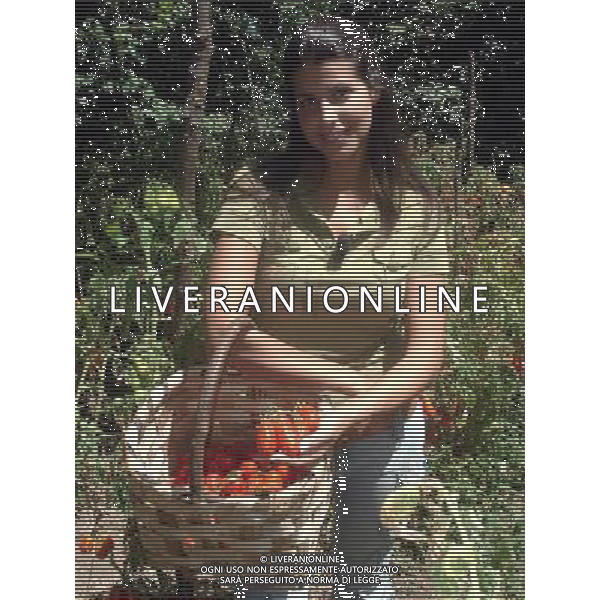 TRASMISSIONE TV: \' MELAVERDE\' nella foto: Elisa Bagordo Ag. Aldo Liverani sas