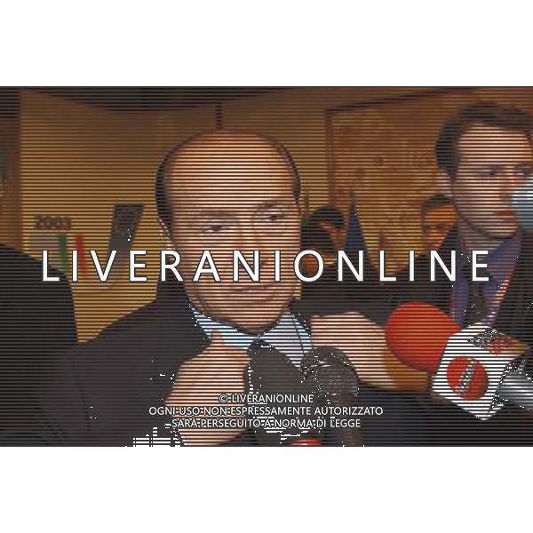SILVIO BERLUSCONI summit intergovernativo per la costituzione europea presso il consiglio europeo foto mauro bottaro/ag aldo liverani Bruxelles 13/12/03
