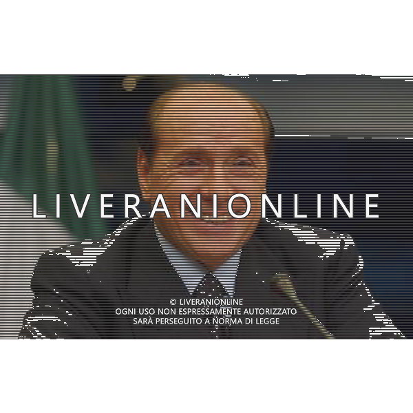 SILVIO BERLUSCONI vertice intergovernamentale per la costituzione europea presso il consiglio europeo foto mauro bottaro/ag aldo liverani Bruxelles 13/12/03