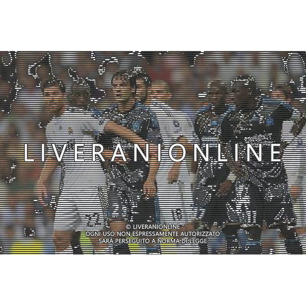 Real Madrid vs Olympique Marsiglia 30/09/2009 Champions League nella foto Xabi Alonso, Fernando Morientes, Mamadou Niang. Photo: Cid-Fuentes / Cebolla / ALFAQUI/Agenzia Aldo Liverani Sas - ITALY ONLY -