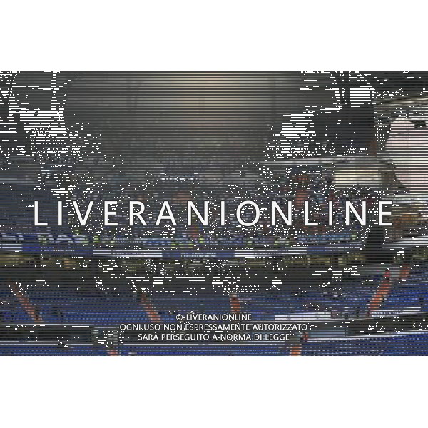 Real Madrid vs Olympique Marsiglia 30/09/2009 Champions League nella foto Tifosi dell\' Olympique Photo: Cid-Fuentes / Cebolla / ALFAQUI/Agenzia Aldo Liverani Sas - ITALY ONLY -