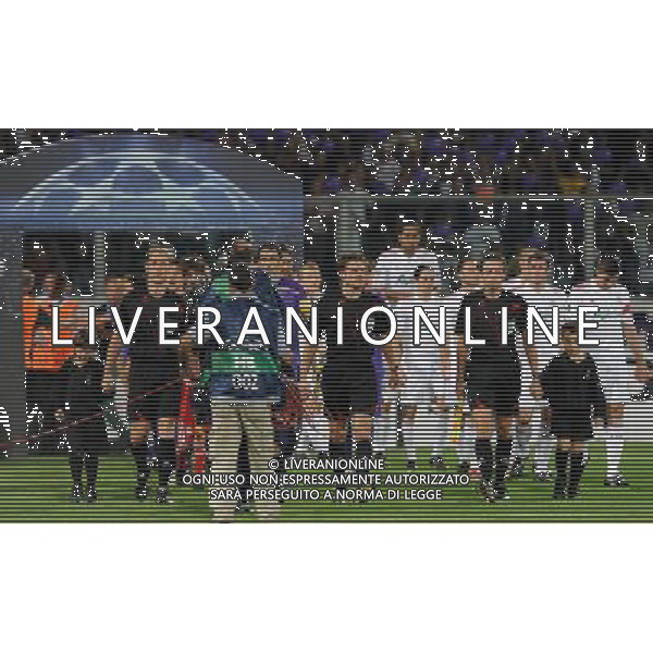 Champions League 2009/2010 Gruppo E Firenze - 29.09.2009 ACF Fiorentina-FC Liverpool Nella Foto:FIORENTINA-LIVERPOO-ENTRATA IN CAMPO-CHAMPIONS LEAGUE /Ph.Vitez-Ag. Aldo Liverani