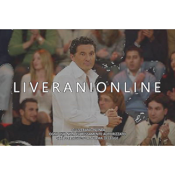 TRASMISSIONE TV: \' LIBERO\' ( 2004) NELLA FOTO: TEO MAMMUCARI AG. ALDO LIVERANI SAS