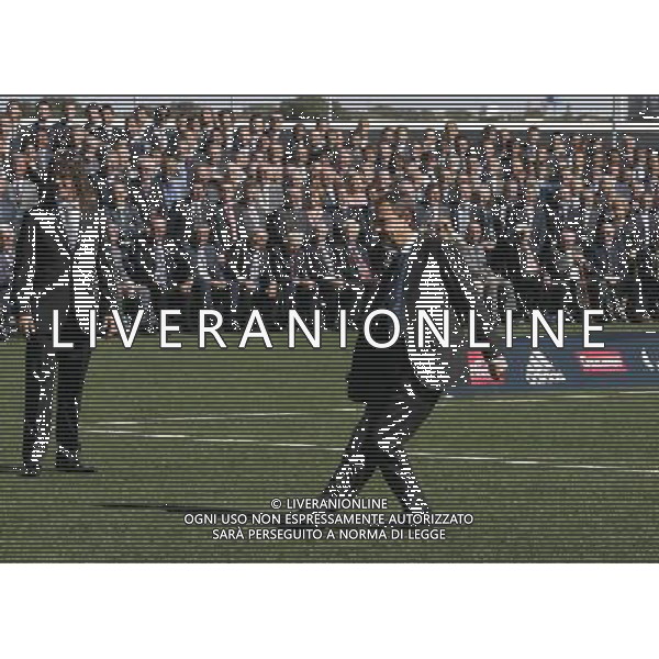 MADRID, Spain (06/10/09).- Meeting of all the Spanish players who have international participation with Spanish Soccer National Team along its history to mark the centenary of the Royal Spanish Soccer Federation. Pictured Spain\'s Prime Minister Jose Luis Rodriguez Zapatero kicks a Penalty with Iker Casillas on goal. © Alex Cid-Fuentes / ALFAQUI - Ag. Aldo Liverani sas ITALY ONLY Centenario della federazione di calcio della Spagna.