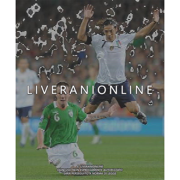Qualificazioni ai Campionati Mondiali Sud Africa 2010 Gruppo 8 Dublino - 10.10.2009 Irlanda EIRE-Italia Nella Foto:CAMORANESI-WHELAN /Ph.Vitez-Ag. Aldo Liverani