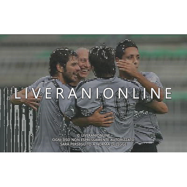 MONZA 11/10/2009 SPORT LEGA PRO MONZA ALESSANDRIA nella foto l\'esultanza dell\'alessandria dopo il gol ph luzzani/ag aldo liverani sas