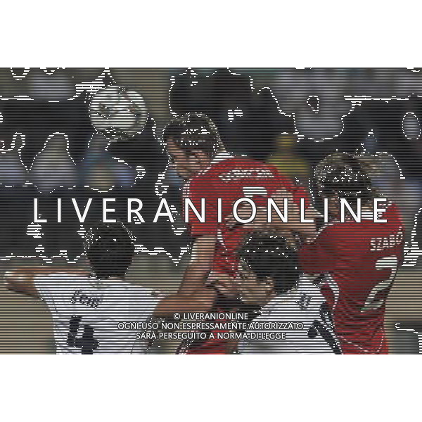 (091009) -- SUEZ, Oct. 9, 2009 -- Hungary\'s Andras Debreceni (up) heads the ball during a quarter-final match between Hungary and Italy at the 17th FIFA U-20 World Cup in Egyptian port city of Suez, Oct. 9, 2009. Hungary won the match 3-2 to step in the top 4. (Xinua/Zhang Ning) (gxr) - Xinhua - Photoshot - Ag. Aldo Liverani sas ITALY ONLY CALCIO: Mondiale under 20, Italia-Ungheria 2-3 quarti di finale del Mondiale di categoria che si sta svolgendo in Egitto