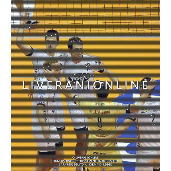 Lega Volley Serie A1 TIM Maschile 2009/2010 4¡Giornata Forl“ - 10.10.2009 Yoga Forl“-Aran Cucine Abruzzo Pineto Nella Foto:FORLI\' ESULTA /Ph.Vitez-Ag. Aldo Liverani