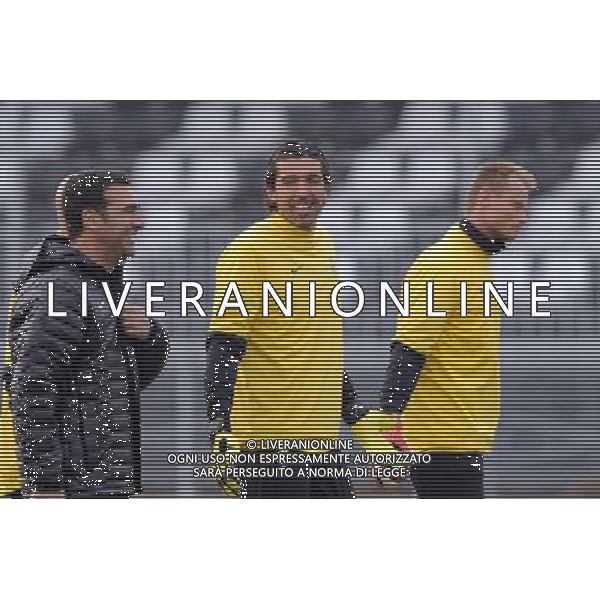 21-10-2009 Torino Sport-Calcio Allenamento della Juventus prima del match di Champions League 2009/2010 con il Maccabi Haifa nella foto: Buffon - Rampulla e Manninger © Alessandro Falzone/Press Photo - Ag. Aldo Liverani sas 