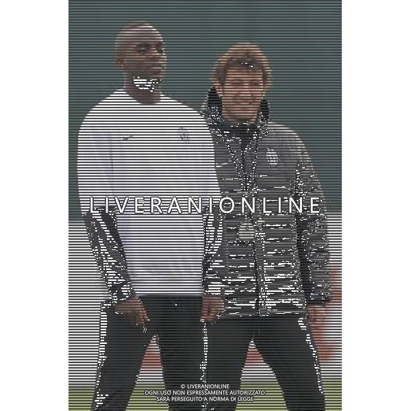 21-10-2009 Torino Sport-Calcio Allenamento della Juventus prima del match di Champions League 2009/2010 con il Maccabi Haifa nella foto: Sissoko e Ferrara © Alessandro Falzone/Press Photo - Ag. Aldo Liverani sas 