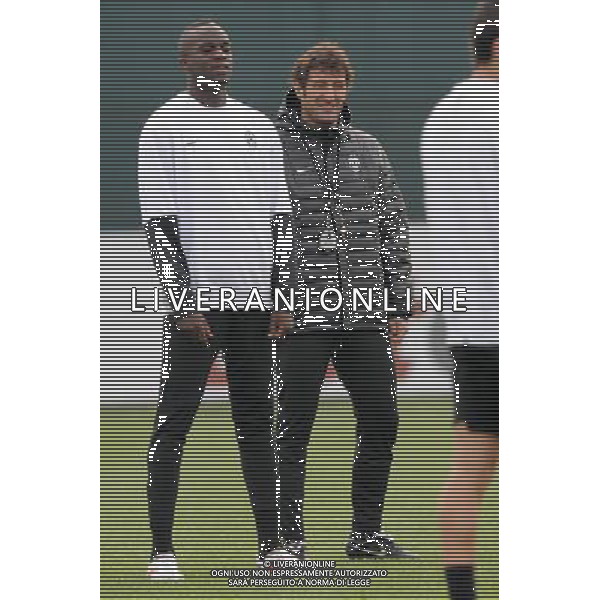 21-10-2009 Torino Sport-Calcio Allenamento della Juventus prima del match di Champions League 2009/2010 con il Maccabi Haifa nella foto: Sissoko e Ferrara © Alessandro Falzone/Press Photo - Ag. Aldo Liverani sas 