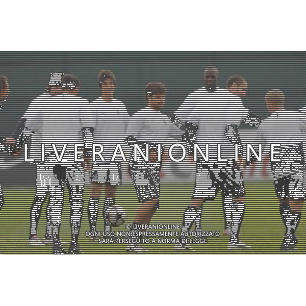 21-10-2009 Torino Sport-Calcio Allenamento della Juventus prima del match di Champions League 2009/2010 con il Maccabi Haifa nella foto: Diego © Alessandro Falzone/Press Photo - Ag. Aldo Liverani sas 