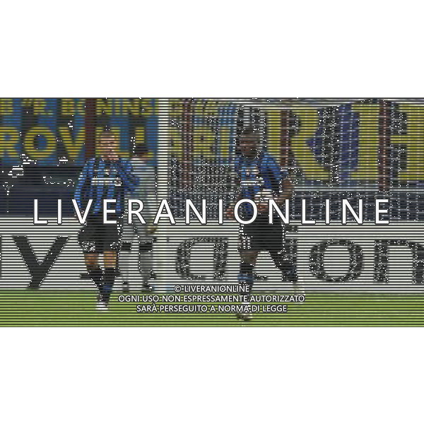 Champions League 2009/2010 Gruppo F Milano - 20.10.2009 FC Inter-FC Dinamo Kiev Nella Foto:DELUSIONE MUNTARI E SAMUEL /Ph.Vitez-Ag. Aldo Liverani