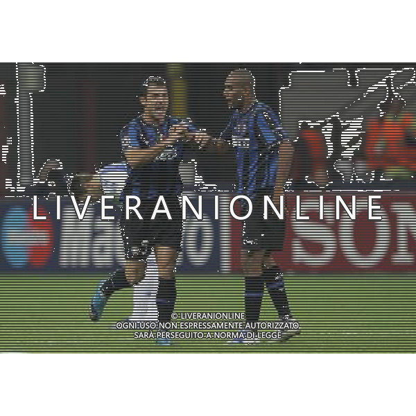 Milano 2-10-2009 Champions League 2009/10 Inter-Dianamo Kiev 2:2 nella foto dejan stankovic esulta dopo il gol con maicon ph marco luzzani/ag aldo liverani s.a.s.