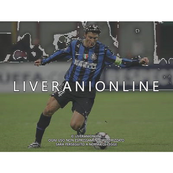 Milano 2-10-2009 Champions League 2009/10 Inter-Dianamo Kiev 2:2 nella foto javier zanetti ph marco luzzani/ag aldo liverani s.a.s.