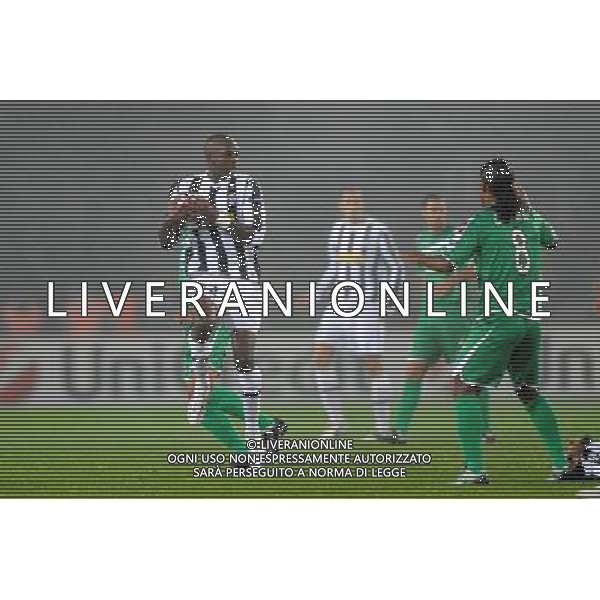21-10-2009 Torino Sport-Calcio Juventus Maccabi Haifa Champions League 2009/2010 Nella foto: sissoko ag aldo liverani 