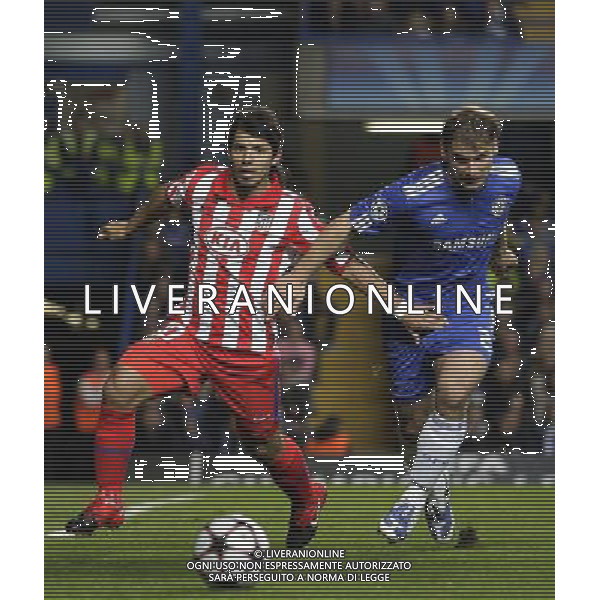 Sergio Aguero of Atletico Madrid in action with Branislav Ivanovic of Chelsea ,Chelsea v Athletico Madrid, UEFA Champions League, Stamford Bridge, London, Date 21/10/2009 Picture by Marc Atkins(IPS PHOTO AGENCY)/Agenzia Aldo Liverani Sas - ITALY ONLY -