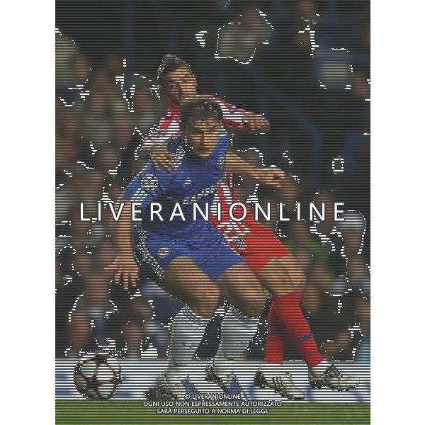 Branislav Ivanovic of Chelsea in action with Simao Sabrosa of Atletico Madrid ,Chelsea v Athletico Madrid, UEFA Champions League, Stamford Bridge, London, Date 21/10/2009 Picture by Marc Atkins(IPS PHOTO AGENCY)/Agenzia Aldo Liverani Sas - ITALY ONLY -