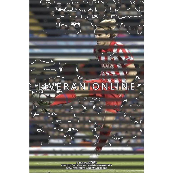 Diego Forlan of Atletico Madrid in action ,Chelsea v Athletico Madrid, UEFA Champions League, Stamford Bridge, London, Date 21/10/2009 Picture by Marc Atkins(IPS PHOTO AGENCY)/Agenzia Aldo Liverani Sas - ITALY ONLY -
