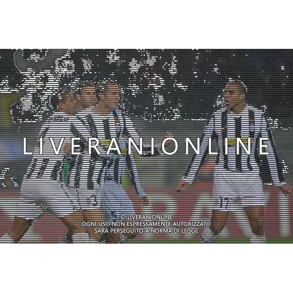 21-10-2009 Torino Sport-Calcio Juventus Maccabi Haifa Champions League 2009/2010 Nella foto: Esultanza della juventus dopo il gol di Chiellini AG ALDO LIVERANI 