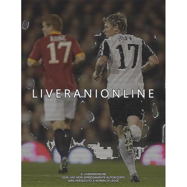 Brotherly love: Roma\'s John Arne Riise and Fulham\'s Bjorn Helge Riise: Fulham v Roma for Uefa Europa League - Venue: Craven Cottage on 21/10/2008. Picture By Marcello Pozzetti ©IPS Photo Agency/Agenzia Aldo Liverani Sas - ITALY ONLY -
