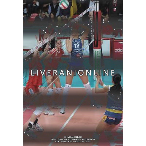 Findomestic Volley Cup - Campionato Pallavolo Serie A1 Femminile Busto Arsizio (VA) 25-10-2009 Yamamay Busto Arsizio - Zoppas Industries Conegliano Veneto nella foto: Sangiuliano in regia foto Garavaglia - ag. Aldo Liverani sas