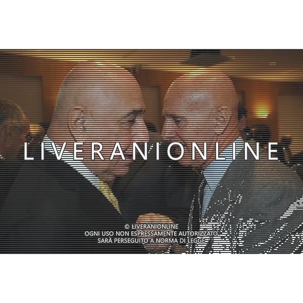 MILANO 26/10/2009 SALA BUZZATI CORRIERE DELLA SERA VIA BALZAN, 3 PREMIO GIACINTO FACCHETTI A CESARE PRANDELL NELLA FOTO ADRIANO GALLIANI E ARRIGO SACCHI FOTO ROMANO/AG ALDO LIVERANI