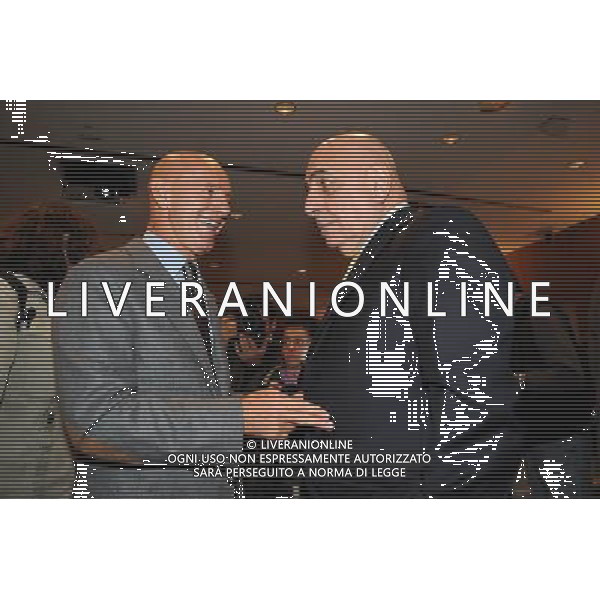 MILANO 26/10/2009 SALA BUZZATI CORRIERE DELLA SERA VIA BALZAN, 3 PREMIO GIACINTO FACCHETTI A CESARE PRANDELL NELLA FOTO ARRIGO SACCHI ED ADRIANO GALLIANI FOTO ROMANO/AG ALDO LIVERANI