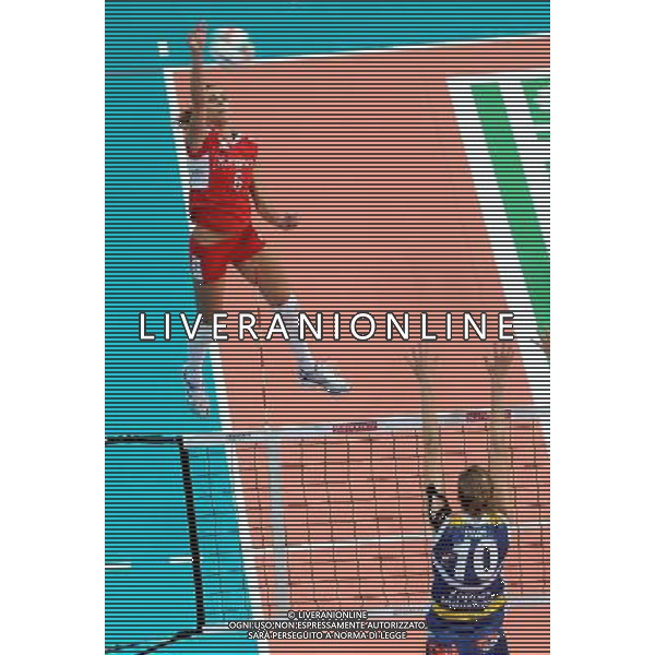 Findomestic Volley Cup - Campionato Pallavolo Serie A1 Femminile Busto Arsizio (VA) 25-10-2009 Yamamay Busto Arsizio - Zoppas Industries Conegliano Veneto nella foto: Turlea Carmen Marinela (Yamamay) in attacco foto Garavaglia - ag. Aldo Liverani sas