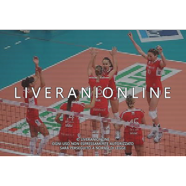 Findomestic Volley Cup - Campionato Pallavolo Serie A1 Femminile Busto Arsizio (VA) 25-10-2009 Yamamay Busto Arsizio - Zoppas Industries Conegliano Veneto nella foto: esultanza Yamamay foto Garavaglia - ag. Aldo Liverani sas