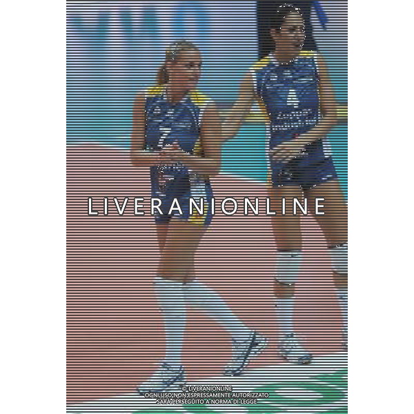 Findomestic Volley Cup - Campionato Pallavolo Serie A1 Femminile Busto Arsizio (VA) 25-10-2009 Yamamay Busto Arsizio - Zoppas Industries Conegliano Veneto nella foto: Marcon Francesca, a SX, e Wilson Makare Wasa Mary (Zoppas Industries) foto Garavaglia - ag. Aldo Liverani sas
