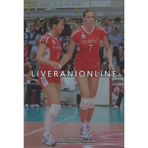 Findomestic Volley Cup - Campionato Pallavolo Serie A1 Femminile Busto Arsizio (VA) 25-10-2009 Yamamay Busto Arsizio - Zoppas Industries Conegliano Veneto nella foto: Kim Mi Na, a SX, e Kovacova Katarina (Yamamay) foto Garavaglia - ag. Aldo Liverani sas