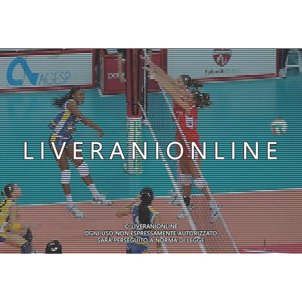 Findomestic Volley Cup - Campionato Pallavolo Serie A1 Femminile Busto Arsizio (VA) 25-10-2009 Yamamay Busto Arsizio - Zoppas Industries Conegliano Veneto nella foto: Do Carmo in attacco foto Garavaglia - ag. Aldo Liverani sas