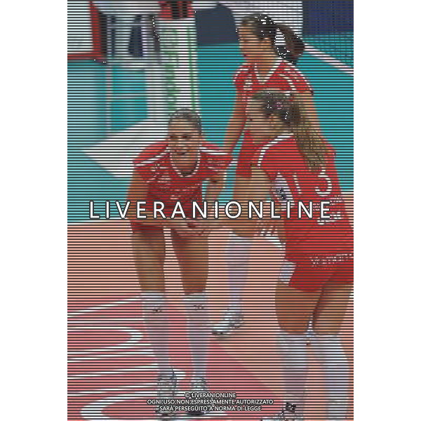 Findomestic Volley Cup - Campionato Pallavolo Serie A1 Femminile Busto Arsizio (VA) 25-10-2009 Yamamay Busto Arsizio - Zoppas Industries Conegliano Veneto nella foto: Turlea Carmen Marinela (a SX) Fernandinha (a DX) e Kim Mi Na (dietro) della Yamamay foto Garavaglia - ag. Aldo Liverani sas