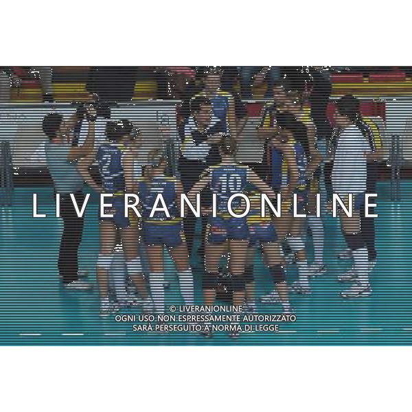 Findomestic Volley Cup - Campionato Pallavolo Serie A1 Femminile Busto Arsizio (VA) 25-10-2009 Yamamay Busto Arsizio - Zoppas Industries Conegliano Veneto nella foto: timeout Zoppas foto Garavaglia - ag. Aldo Liverani sas