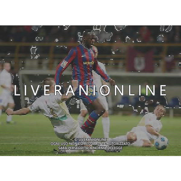 LEON, Spain (28/10/09).- Spanish King\'s Cup Cultural Leonesa vs Barcelona. Pictured: Toure Yaya. © MAA / ALFAQUI - Ag. Aldo Liverani sas ITALY ONLY CALCIO - COPPA DEL RE SPAGNA: PARTITA CULTURAL LEONESA vs BARCELLONA