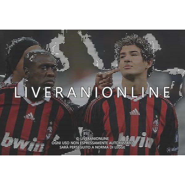 Champions League 2009/2010 Gruppo C Milano - 03.11.2009 AC Milan-Real Madrid CF Nella Foto:RONALDINHO SCHERZA CON PATO /Ph.Vitez-Ag. Aldo Liverani