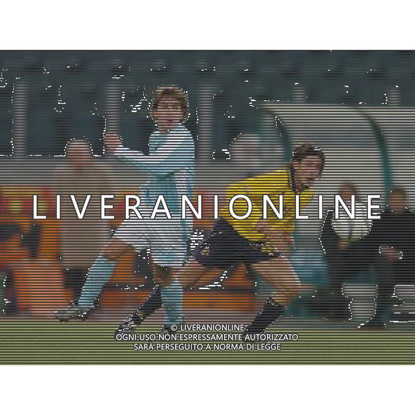 LAZIO - MODENA 17/12/2003 COPPA ITALIA TIM CUP NELLA FOTO : CORSI E NICOLAS CORRENT* FOTO: PASQUAZI / AG : ALDO LIVERANI