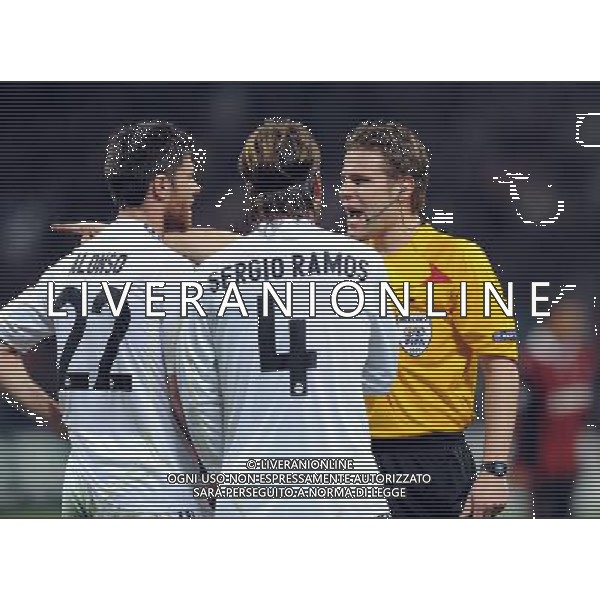 Champions League 2009/2010 Gruppo C Milano - 03.11.2009 AC Milan-Real Madrid CF Nella Foto:REAL PROTESTE /Ph.Vitez-Ag. Aldo Liverani