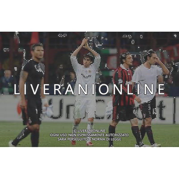 Champions League 2009/2010 Gruppo C Milano - 03.11.2009 AC Milan-Real Madrid CF Nella Foto: RICARDO KAKA\' SALUTA I TIFOSI A FINE GARA /Ph.Vitez-Ag. Aldo Liverani