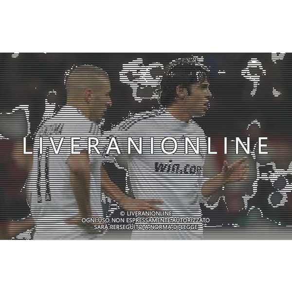 Milano 03-11-2009 Champions League 2009/10 Milan-Real Madrid 1:1 nella foto kaka e karim benzema ph marco luzzani/ag ldo liverani s.a.s.