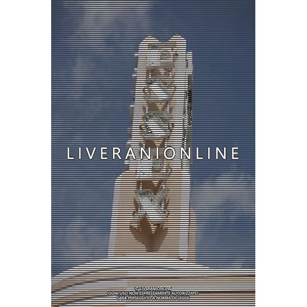 Art Deco architecture of the Essex Hotel sign in the art deco district of Ocean Drive on Miami Beach, America /Agenzia Aldo Liverani Sas - ITALY ONLY -