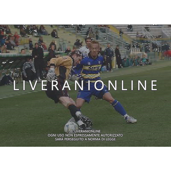 Parma Calcio 2003/04 Coppa Italia 2003/04 ( ottavi ) Parma - Venezia 0-1 del 17/12/2003 nella foto: nakata - Soviero foto Recalcati Danilo/Ag Aldo Liverani