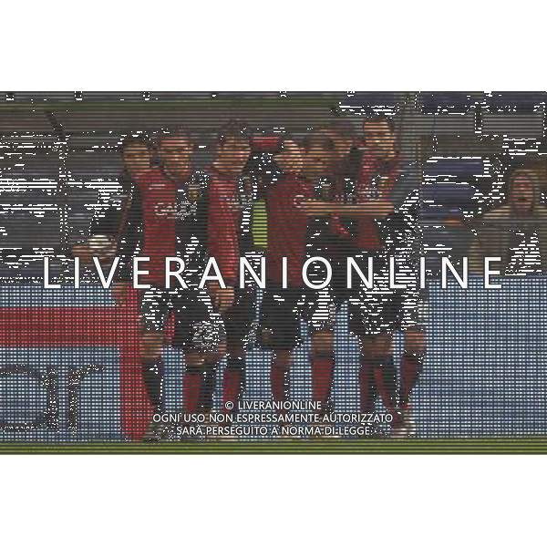 Genoa - Lille Europa League 2009/2010 5-11-2009 Genova Nella foto: abbracci esultanza dopo il gol di palacio ©Alessandro Falzone/Agenzia Aldo Liverani Sas 